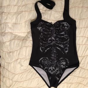 GOTH / SKULL one piece Retro style Bathing suit